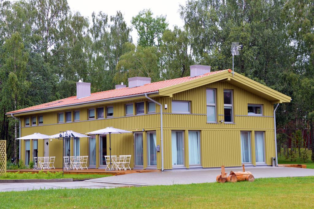 Karkse Apartman Pervalka Kültér fotó